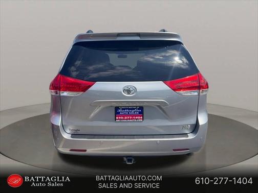 2014 Toyota Sienna XLE