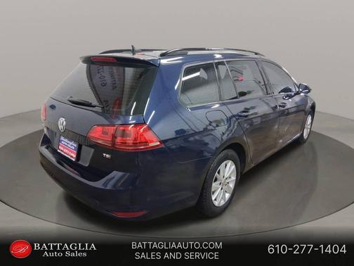 2016 Volkswagen Golf SportWagen TSI S 4-Door