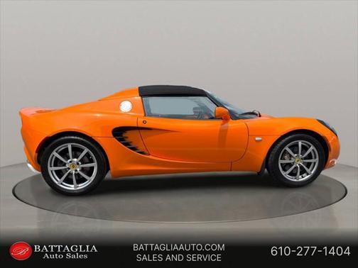 2005 Lotus Elise Base 2dr Roadster