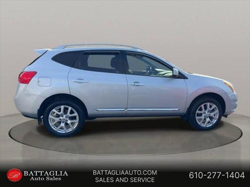 2011 Nissan Rogue SV