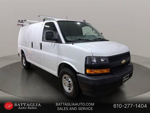 Summit White 2020 Chevrolet Express 2500 LT