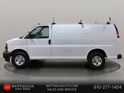 Summit White 2020 Chevrolet Express 2500 LT
