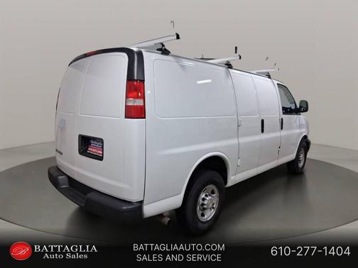 Summit White 2020 Chevrolet Express 2500 LT