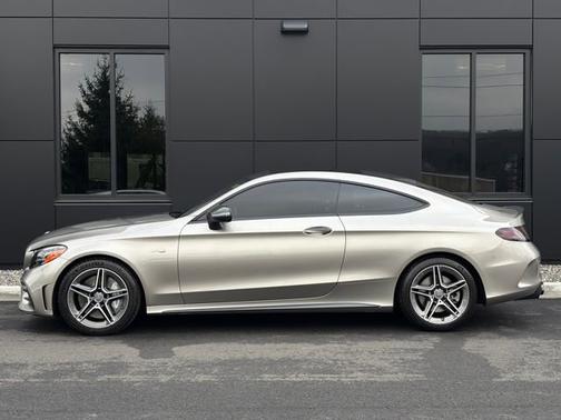 2022 Mercedes-Benz AMG C 43 