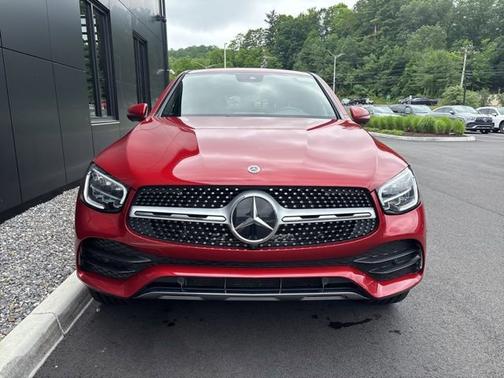 2023 Mercedes-Benz GLC 300