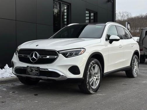 2023 Mercedes-Benz GLC 300 