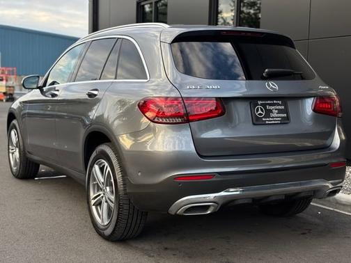 2022 Mercedes-Benz GLC 300 