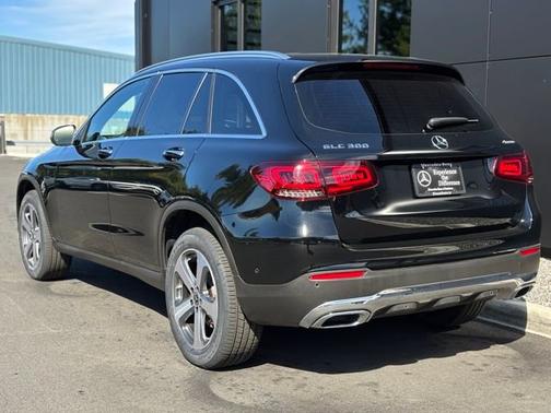 2022 Mercedes-Benz GLC 300 