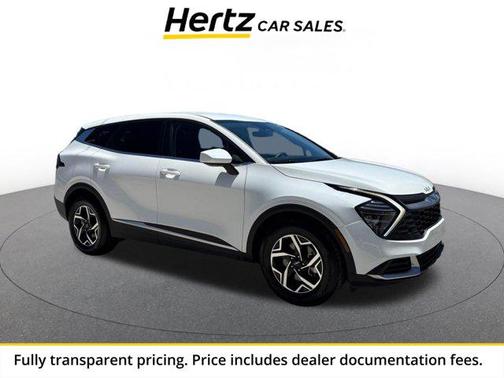 Snow White Pearl 2025 Kia Sportage LX