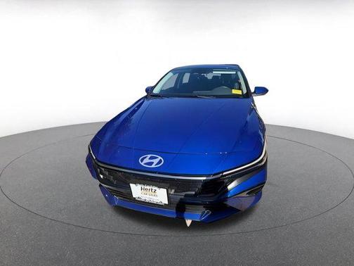 2025 Hyundai ELANTRA SEL