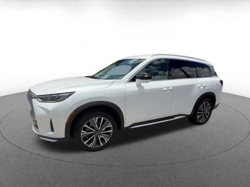 Radiant White 2026 INFINITI QX60 LUXE FWD