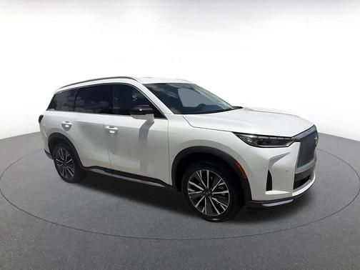 Radiant White 2026 INFINITI QX60 LUXE FWD