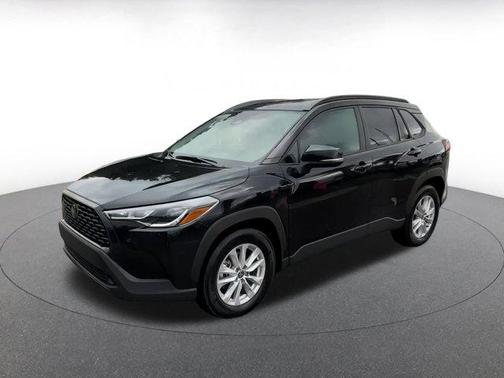 2025 Toyota Corolla Cross LE