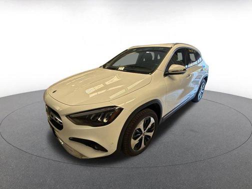 Polar White 2025 Mercedes-Benz GLA 250 4MATIC
