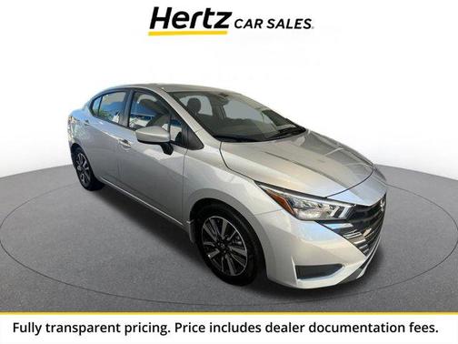 Brilliant Silver Metallic 2025 Nissan Versa 1.6 SV