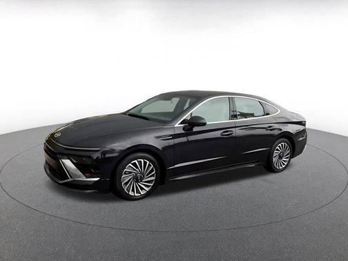 2025 Hyundai SONATA Hybrid SE