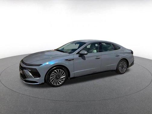 2025 Hyundai SONATA Hybrid SE
