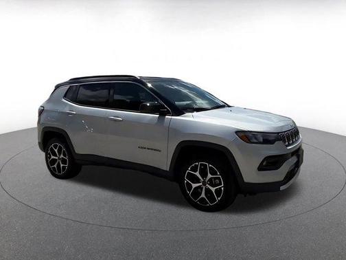 Silver Zynith Metallic Clearcoat 2025 Jeep Compass Limited