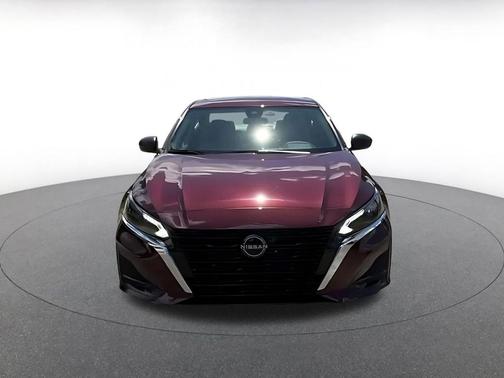 Garnet Pearl Metallic 2025 Nissan Altima SV FWD
