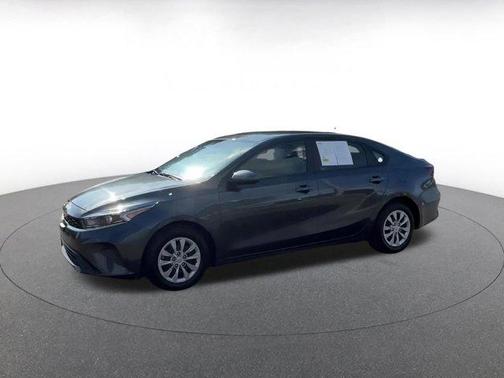 2023 Kia Forte LX