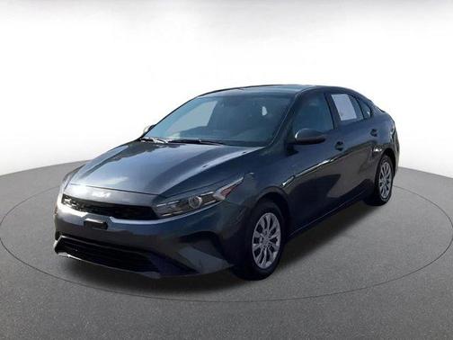 2023 Kia Forte LX