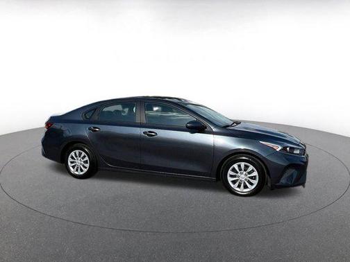 2023 Kia Forte LX