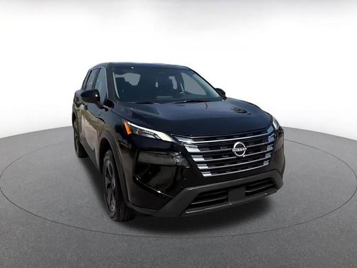 Super Black 2025 Nissan Rogue SV