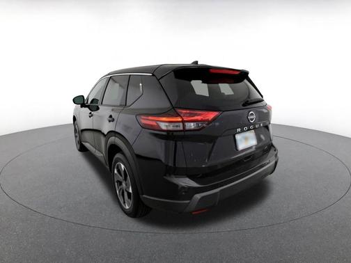 Super Black 2025 Nissan Rogue SV