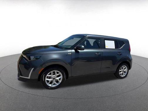 Gravity Gray 2025 Kia Soul LX