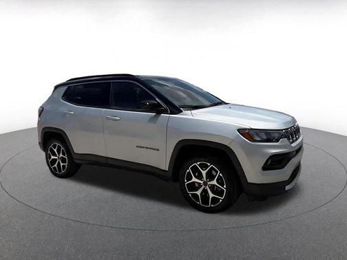 Silver Zynith Metallic Clearcoat 2025 Jeep Compass Limited
