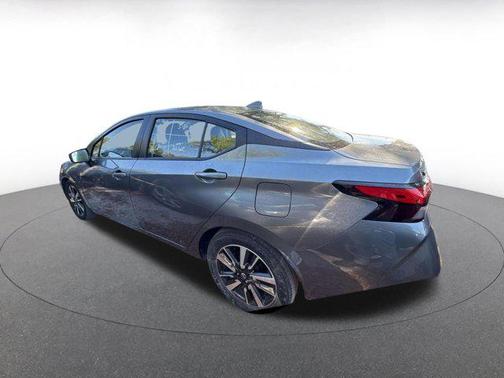 Gun Metallic 2025 Nissan Versa 1.6 SV