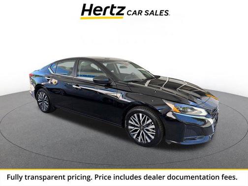 Super Black 2025 Nissan Altima SV FWD