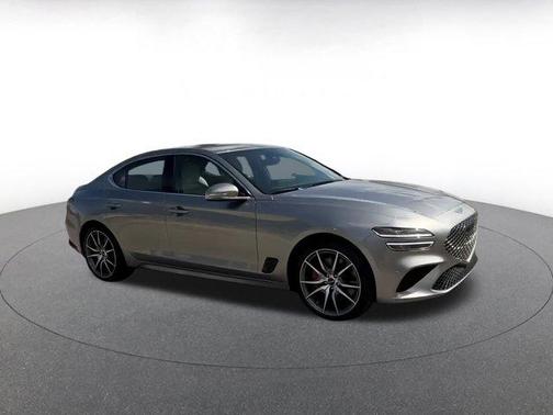 2025 Genesis G70 2.5T RWD