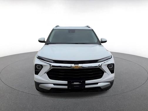Summit White 2025 Chevrolet Trailblazer LT