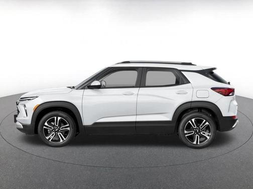 Summit White 2025 Chevrolet Trailblazer LT