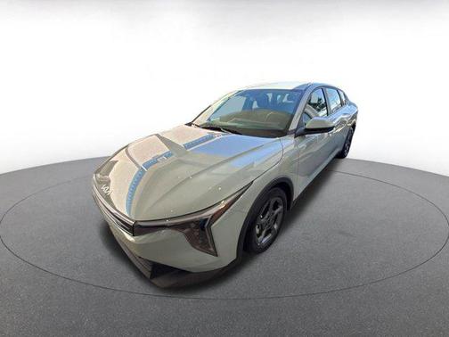 Morning Haze 2025 Kia K4 LXS