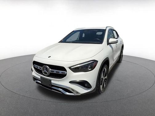 White 2025 Mercedes-Benz GLA 250 4MATIC