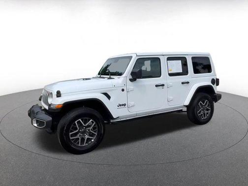 2025 Jeep Wrangler 4-Door Sahara 4x4