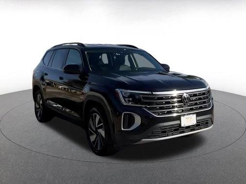 2025 Volkswagen Atlas 2.0T SE w/Technology 4MOTION