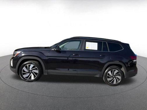 2025 Volkswagen Atlas 2.0T SE w/Technology 4MOTION