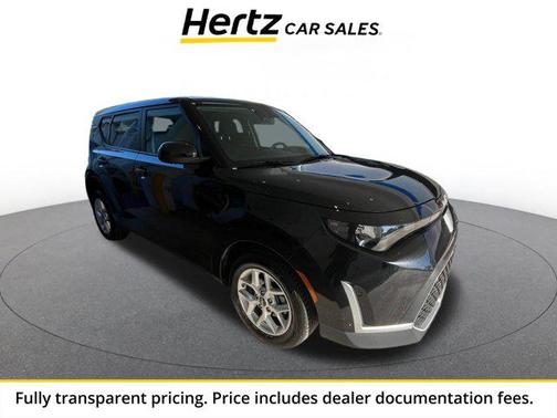 Fusion Black 2025 Kia Soul LX