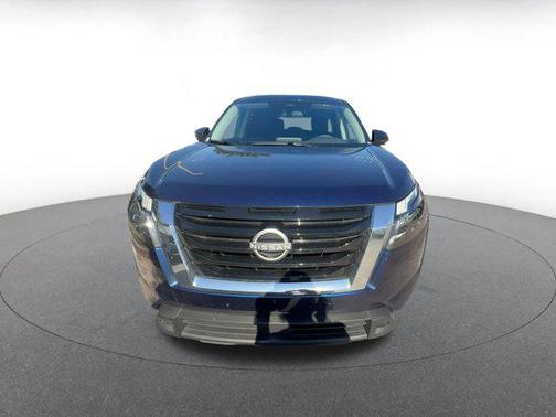 2025 Nissan Pathfinder SV FWD