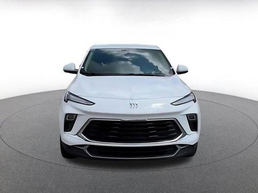 Summit White 2025 Buick Encore GX Preferred