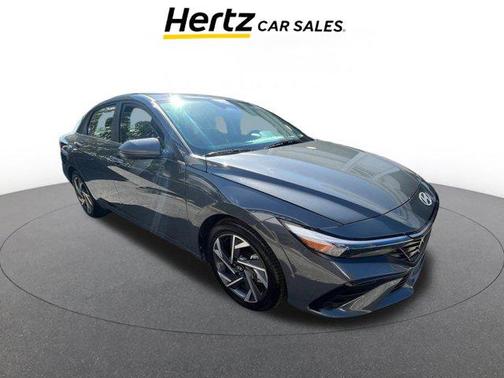 2025 Hyundai ELANTRA SEL