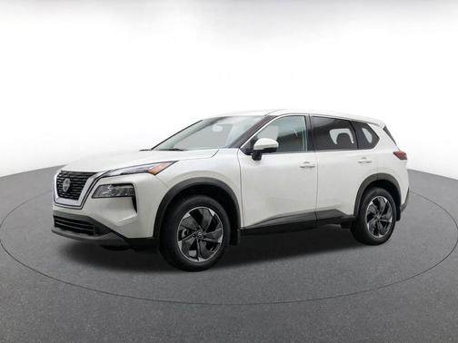 Everest White Pearl 2025 Nissan Rogue SV