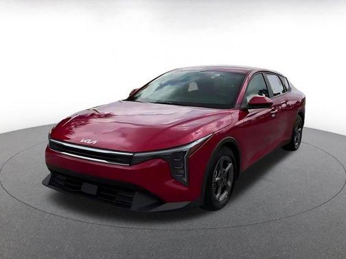 Currant Red 2025 Kia K4 LXS