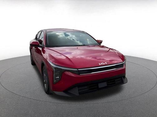 Currant Red 2025 Kia K4 LXS