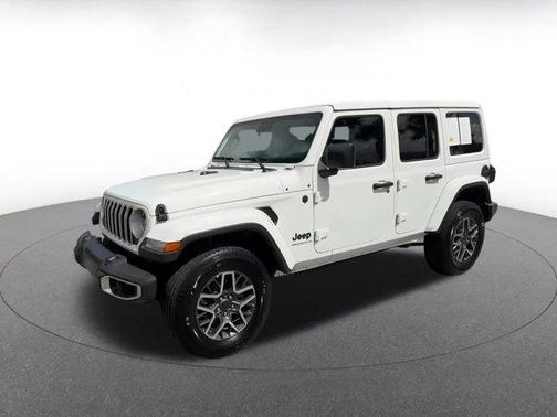 2025 Jeep Wrangler 4-Door Sahara 4x4