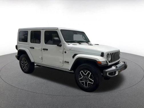 2025 Jeep Wrangler 4-Door Sahara 4x4