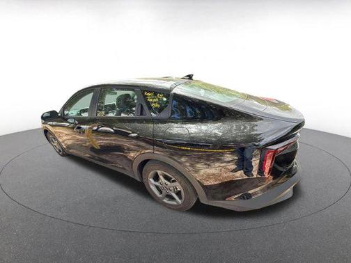 Aurora Black Pearl 2025 Kia K4 LXS